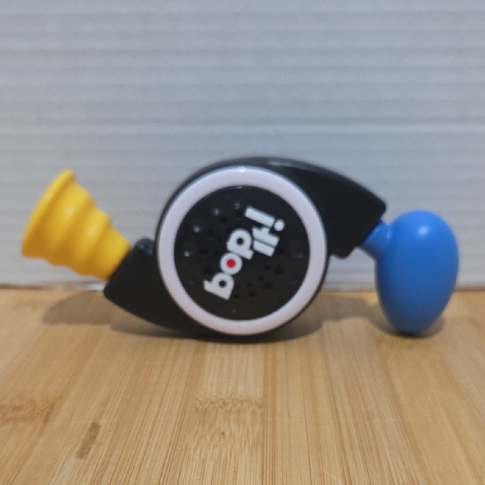 Bop It! Handheld Game Mini
